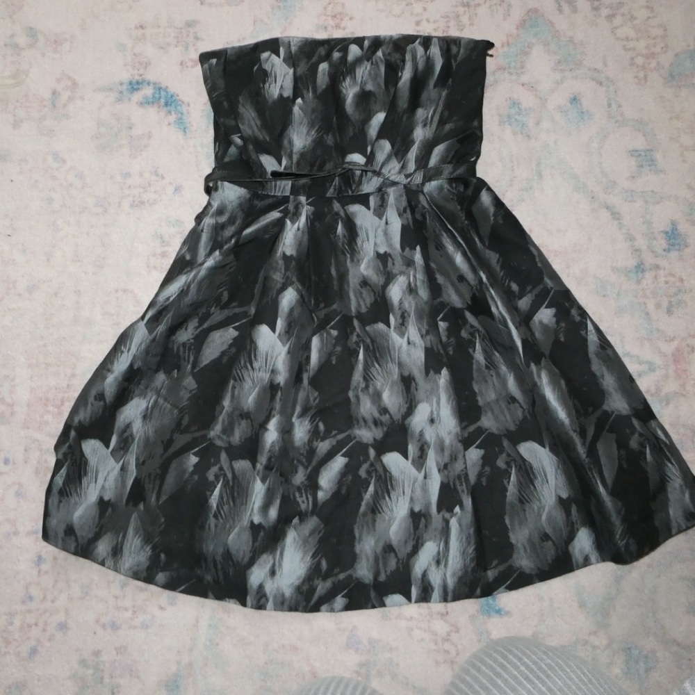 White House Black Market Strapless Dress - Black and Gray